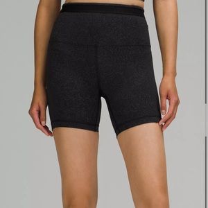 lululemon biker short 6 in